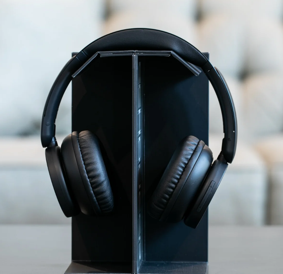 Rupt Headphone Stand